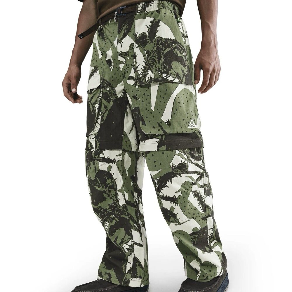 Nike ACG Smith Summit Men’s Size L-XL Light Khaki Mosswood Brown Cargo Pants